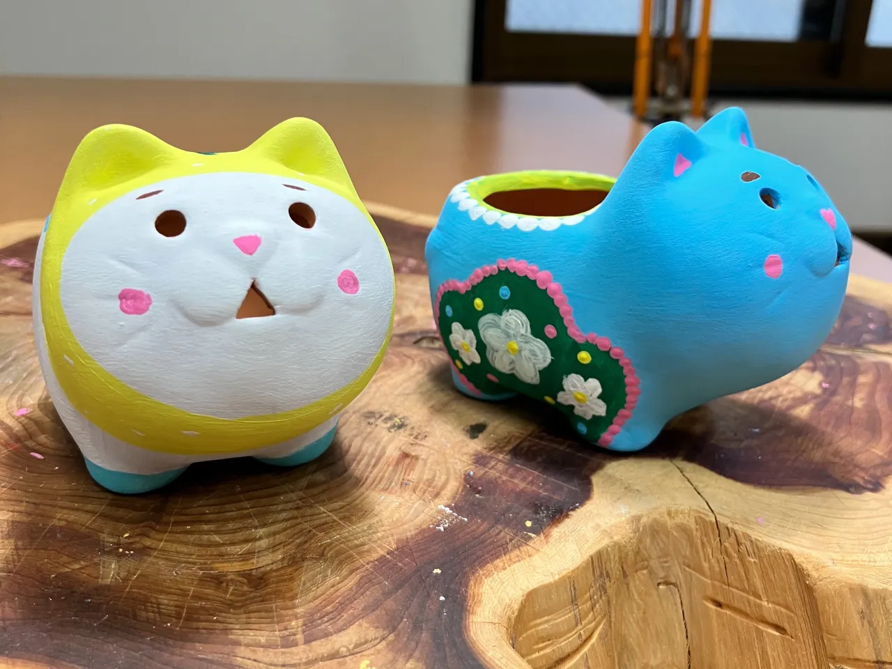 猫テラコッタ絵付け体験✨